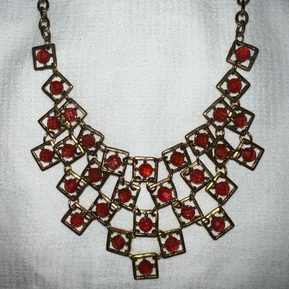 Vintage Bib Gold Tone & Coral Colored Stone Statement Necklace